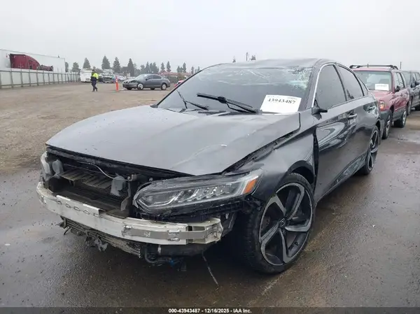 1HGCV1F33KA061380 2019 HONDA ACCORD - Image 2