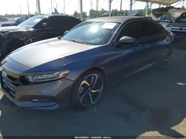 1HGCV1F33KA063873 2019 HONDA ACCORD - Image 2