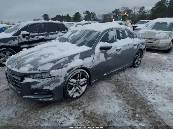 1HGCV1F33KA064893 2019 HONDA ACCORD - Image 2