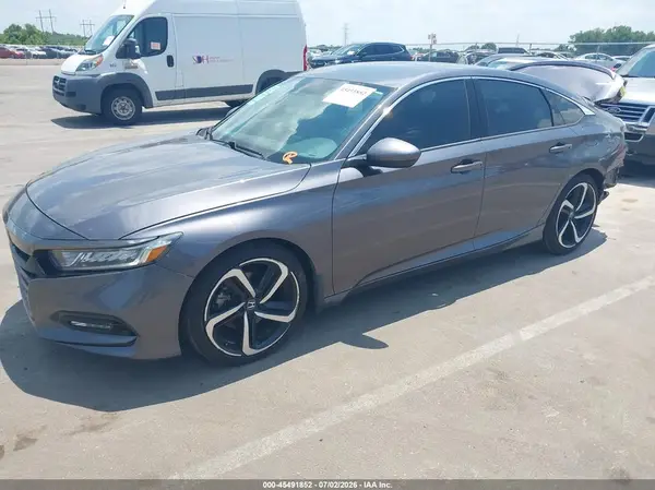 1HGCV1F33KA064909 2019 HONDA ACCORD - Image 2
