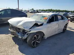 1HGCV1F33KA081645 2019 HONDA ACCORD