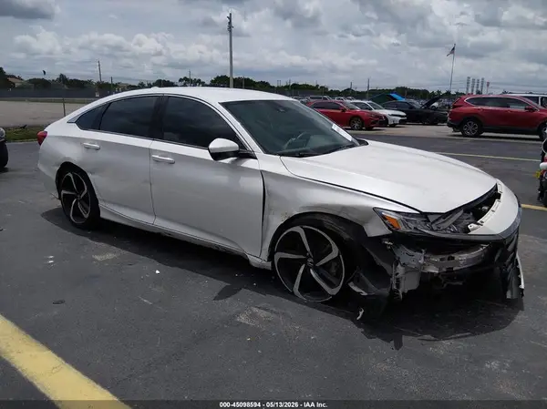 1HGCV1F33KA082181 2019 HONDA ACCORD - Image 1