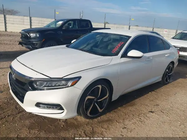1HGCV1F33KA095142 2019 HONDA ACCORD - Image 2