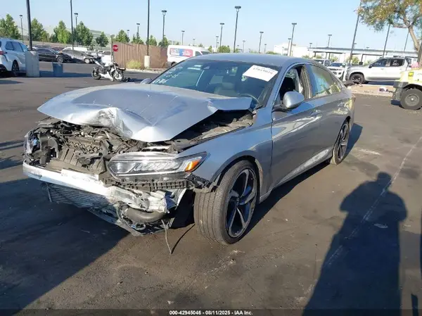 1HGCV1F33KA119472 2019 HONDA ACCORD - Image 2