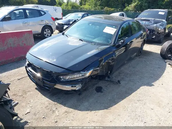 1HGCV1F33KA121867 2019 HONDA ACCORD - Image 2
