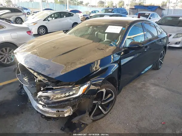 1HGCV1F33KA127748 2019 HONDA ACCORD - Image 2