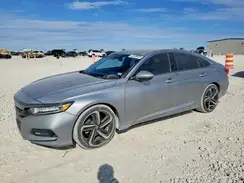 1HGCV1F33KA134408 2019 HONDA ACCORD