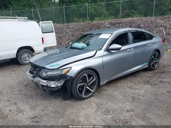 1HGCV1F33KA134456 2019 HONDA ACCORD - Image 2