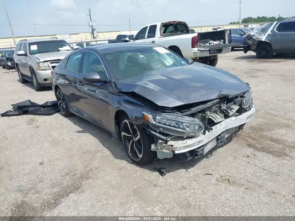 1HGCV1F33KA137289 2019 HONDA ACCORD - Image 1