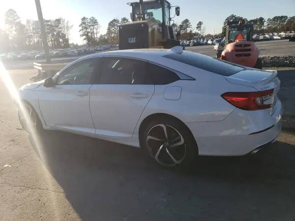 1HGCV1F33KA140953 2019 HONDA ACCORD - Image 2