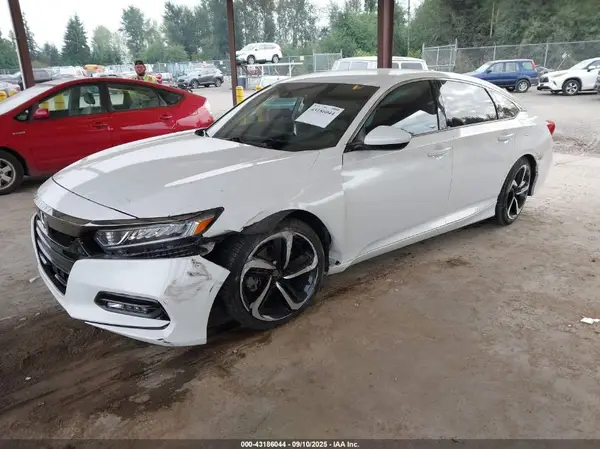 1HGCV1F33KA147742 2019 HONDA ACCORD - Image 2