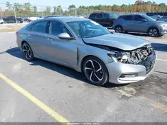 1HGCV1F33KA153668 2019 HONDA ACCORD