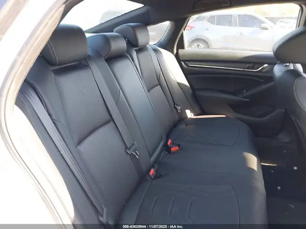 1HGCV1F33KA153668 2019 HONDA ACCORD - Image 8