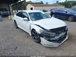 1HGCV1F33KA164556 2019 HONDA ACCORD