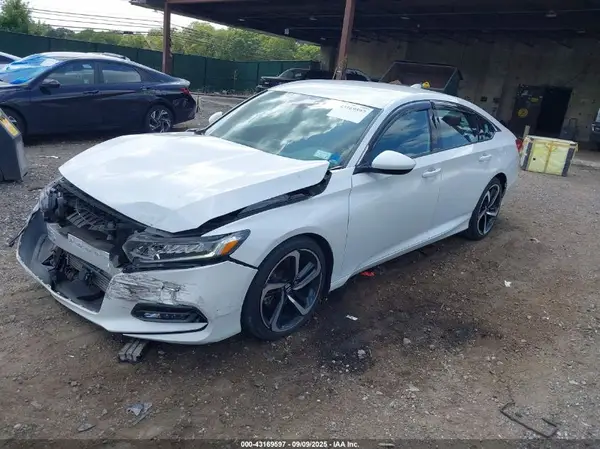 1HGCV1F33KA164556 2019 HONDA ACCORD - Image 2