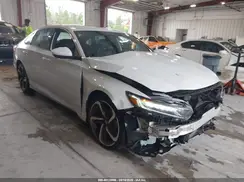 1HGCV1F33KA166436 2019 HONDA ACCORD