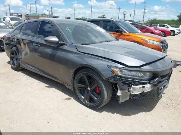 1HGCV1F33KA174181 2019 HONDA ACCORD - Image 1