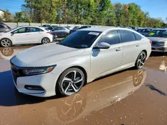 1HGCV1F33KA175749 2019 HONDA ACCORD