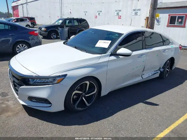 1HGCV1F33LA014111 2020 HONDA ACCORD - Image 2