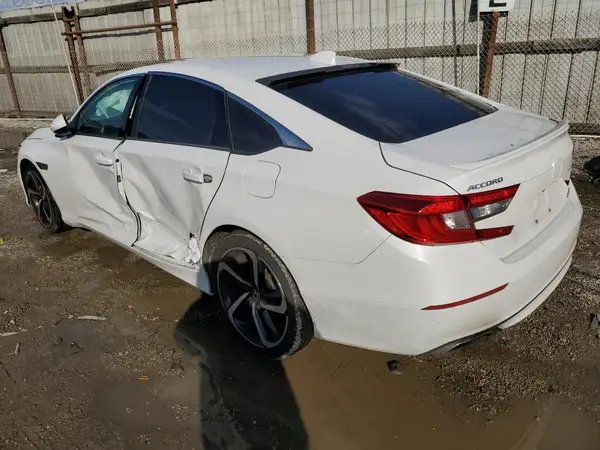 1HGCV1F33LA018675 2020 HONDA ACCORD - Image 2