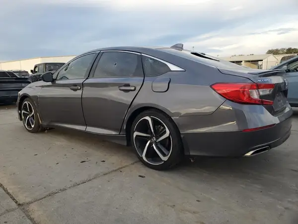 1HGCV1F33LA022385 2020 HONDA ACCORD - Image 2