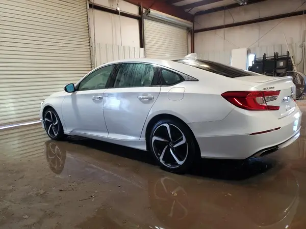 1HGCV1F33LA033855 2020 HONDA ACCORD - Image 2