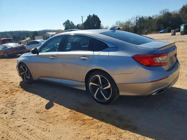 1HGCV1F33LA078519 2020 HONDA ACCORD - Image 2