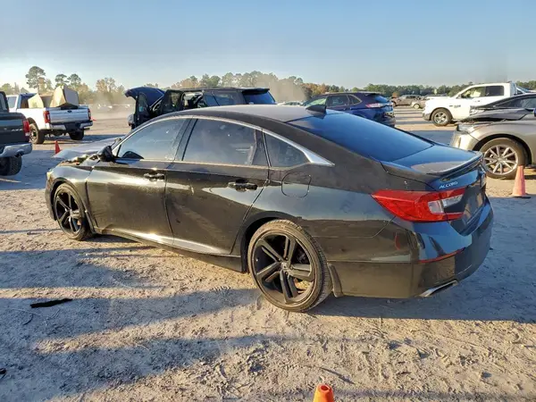 1HGCV1F33LA137486 2020 HONDA ACCORD - Image 2