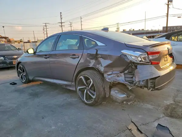 1HGCV1F33LA138153 2020 HONDA ACCORD - Image 2