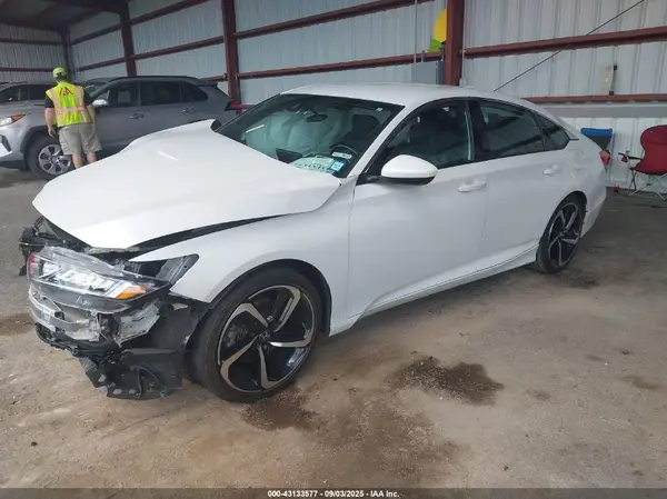 1HGCV1F33LA155101 2020 HONDA ACCORD - Image 2