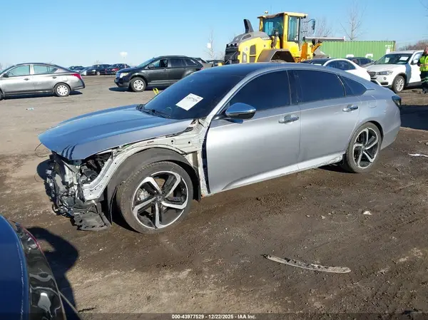 1HGCV1F33MA047093 2021 HONDA ACCORD - Image 2