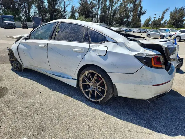 1HGCV1F33MA063018 2021 HONDA ACCORD - Image 2