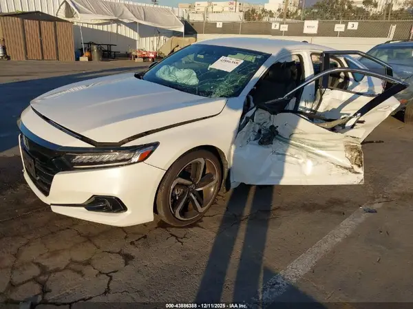 1HGCV1F33MA063164 2021 HONDA ACCORD - Image 2