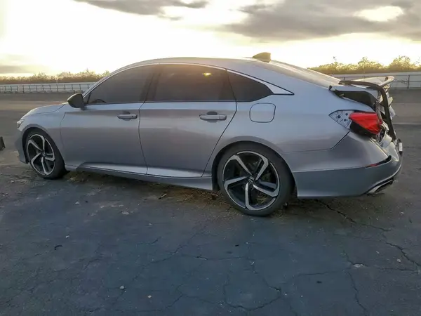 1HGCV1F33MA098321 2021 HONDA ACCORD - Image 2