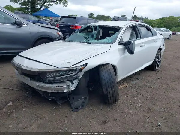 1HGCV1F33MA104487 2021 HONDA ACCORD - Image 2