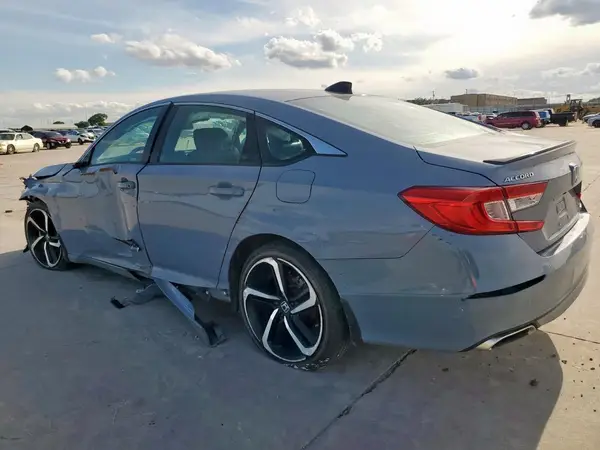 1HGCV1F33NA006240 2022 HONDA ACCORD - Image 2