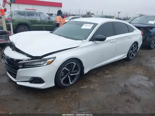 1HGCV1F33NA037889 2022 HONDA ACCORD - Image 2