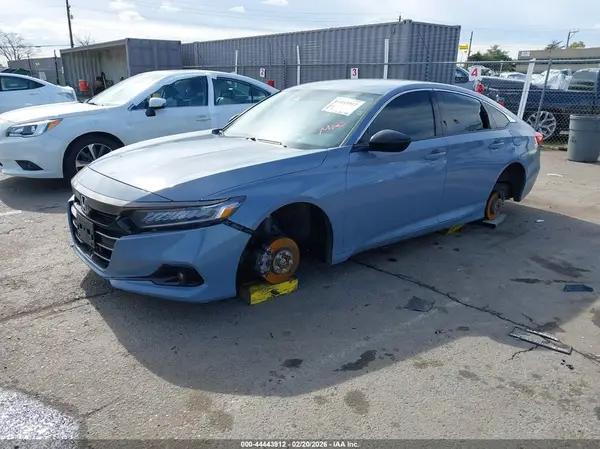 1HGCV1F33NA048021 2022 HONDA ACCORD - Image 2