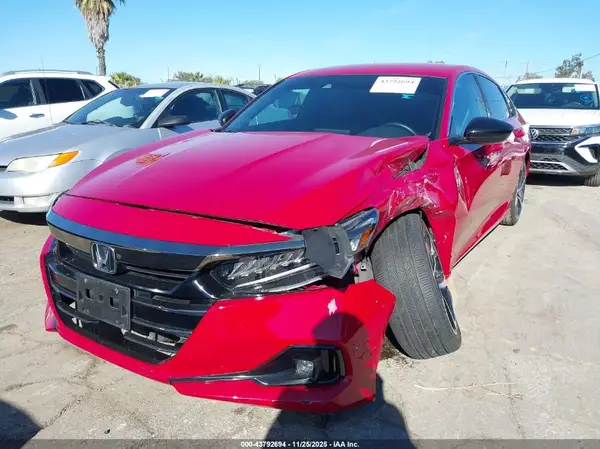 1HGCV1F33NA058211 2022 HONDA ACCORD - Image 2