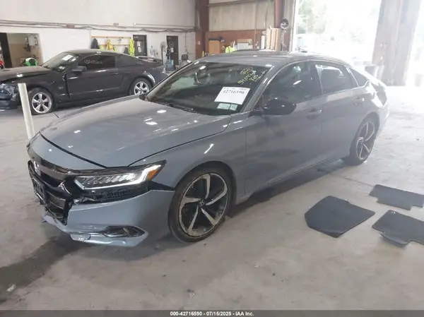 1HGCV1F33NA088681 2022 HONDA ACCORD - Image 2