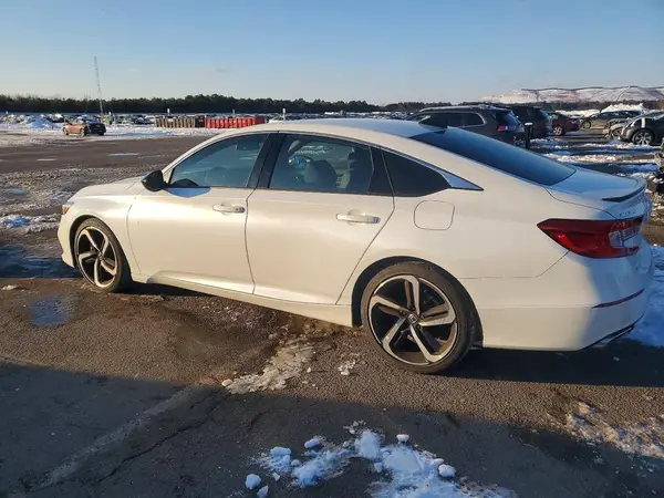 1HGCV1F33NA096540 2022 HONDA ACCORD - Image 2