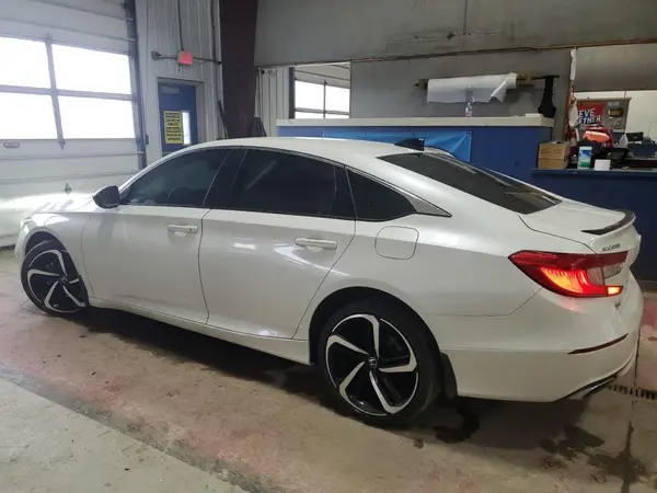1HGCV1F33NA119072 2022 HONDA ACCORD - Image 2