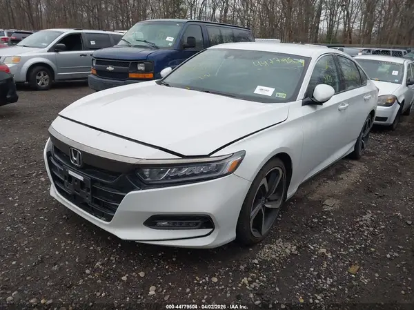 1HGCV1F34JA006225 2018 HONDA ACCORD - Image 2