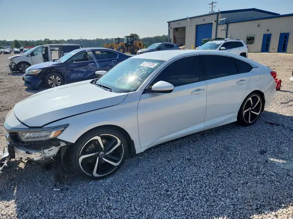 1HGCV1F34JA013269 2018 HONDA ACCORD - Image 1