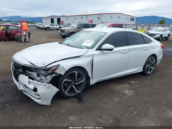 1HGCV1F34JA021176 2018 HONDA ACCORD - Image 2