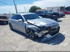 1HGCV1F34JA041136 2018 HONDA ACCORD