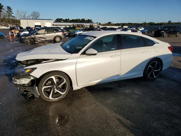 1HGCV1F34JA048944 2018 HONDA ACCORD - Image 1