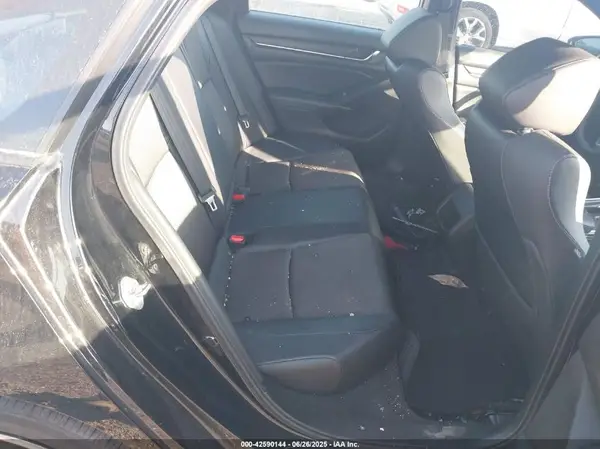 1HGCV1F34JA060673 2018 HONDA ACCORD - Image 8
