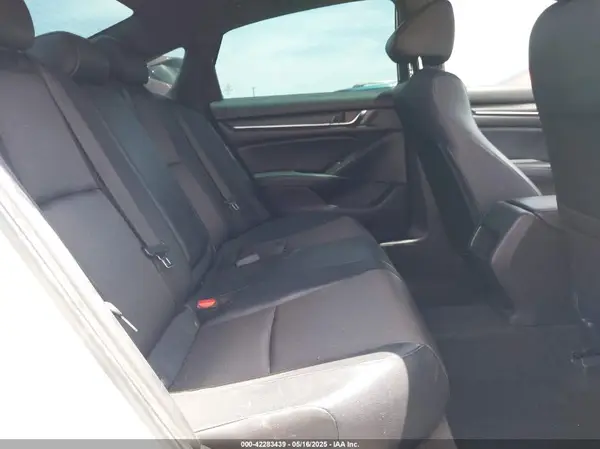 1HGCV1F34JA063105 2018 HONDA ACCORD - Image 8