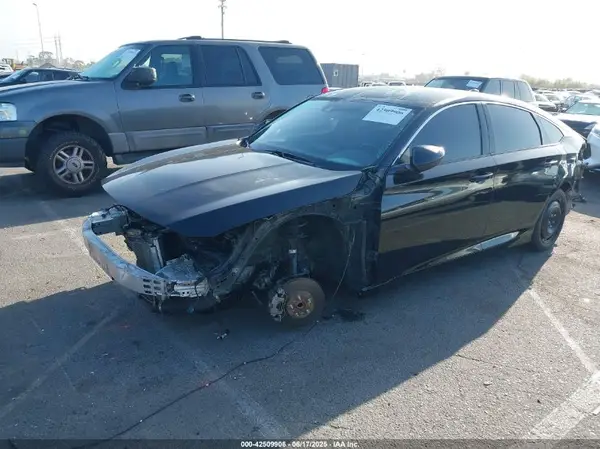1HGCV1F34JA068157 2018 HONDA ACCORD - Image 2